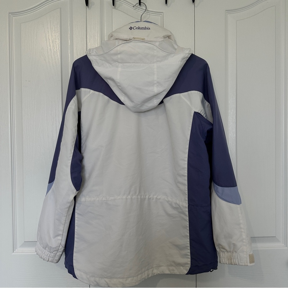 Columbia Light Jacket - Large - Picture 2 of 15